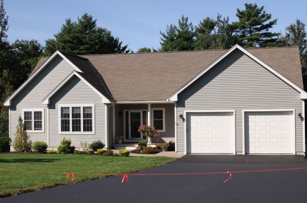 Blacktop Driveway Sealing Service