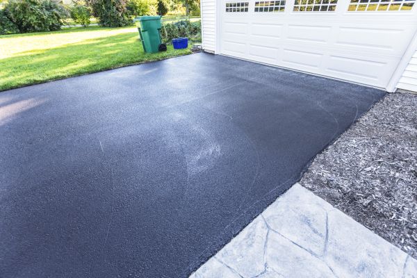 Pavement Sealcoating Service